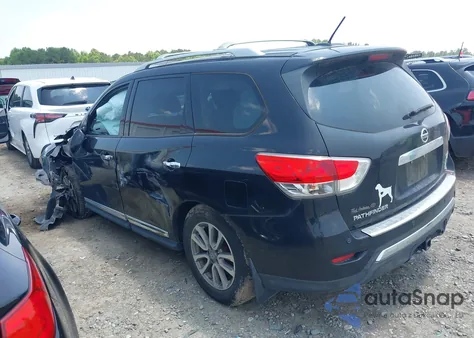 2015 Nissan Pathfinder Sl z USA, uszkodzony, nr VIN 5N1AR2MN7FC645047